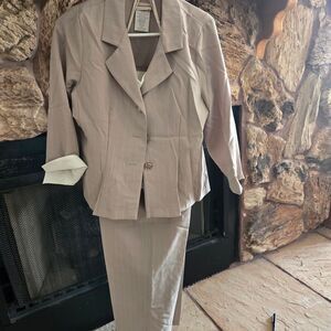 Expressions Light Beige Men's Suit Set